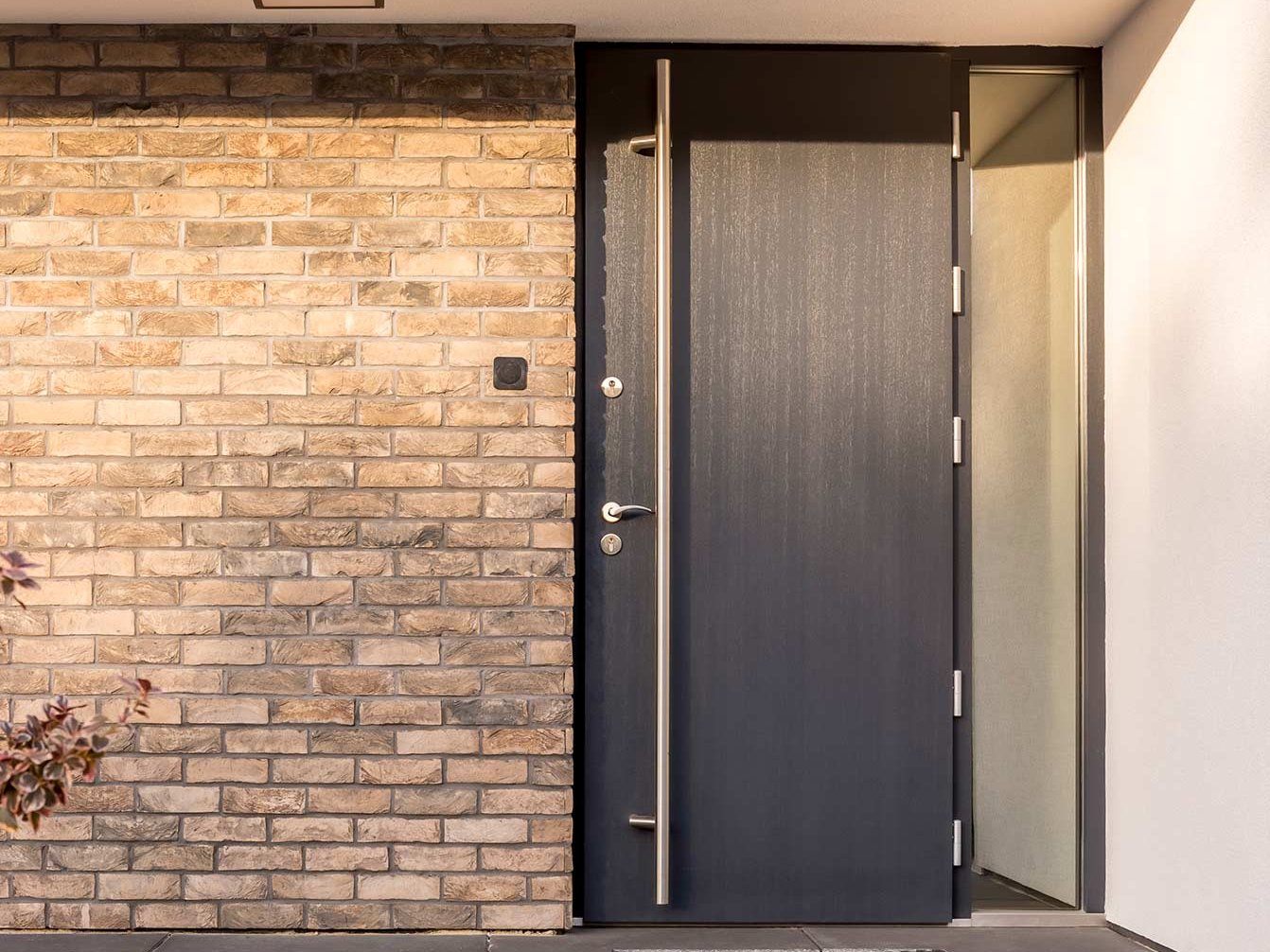 Haustüren in Basel kaufen bei Hobak